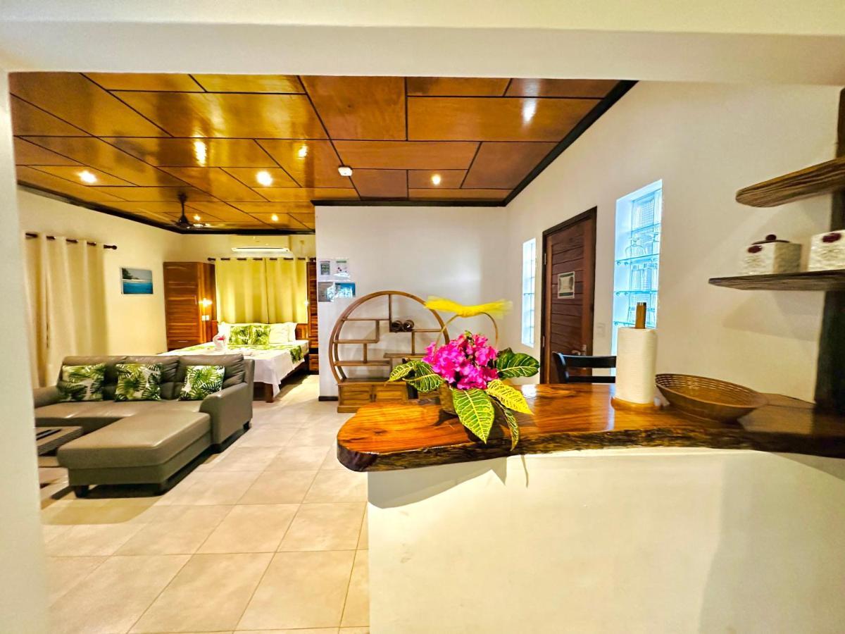 Seaside Self Catering Appartement Anse Royale Buitenkant foto
