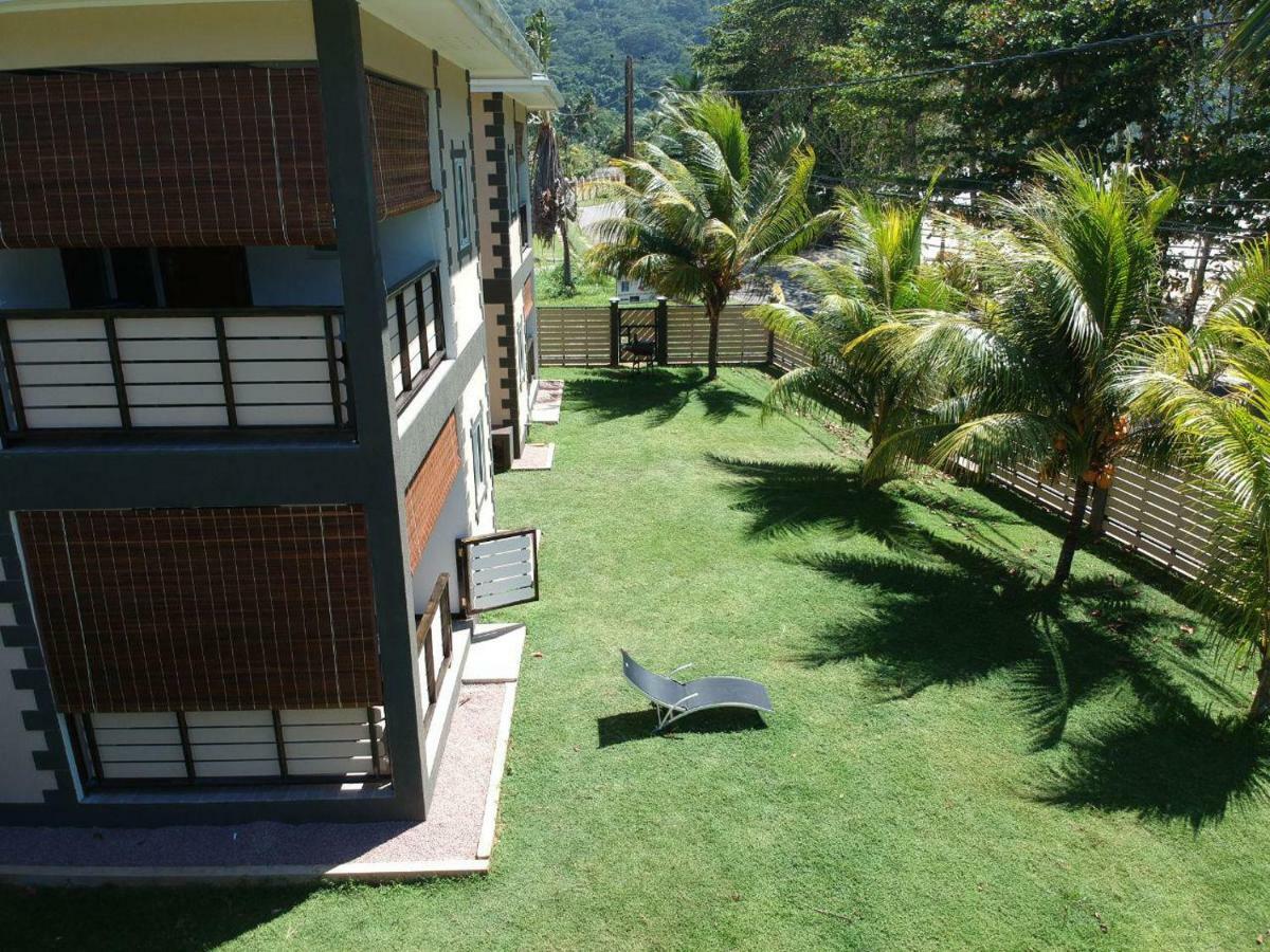 Seaside Self Catering Appartement Anse Royale Buitenkant foto